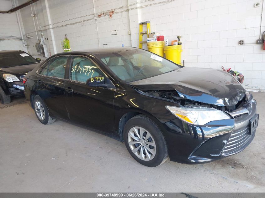 2015 TOYOTA CAMRY LE