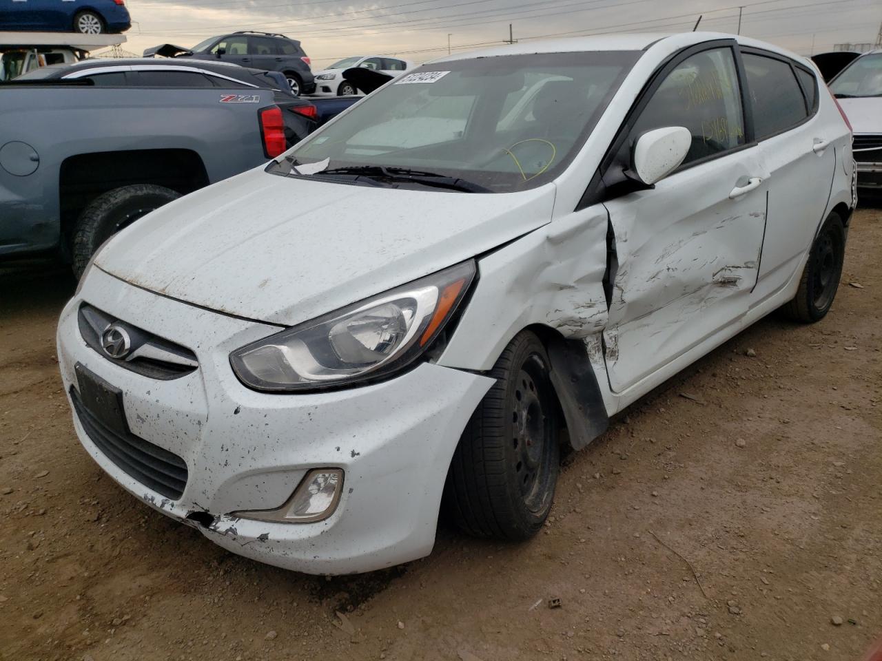 2012 HYUNDAI ACCENT GLS