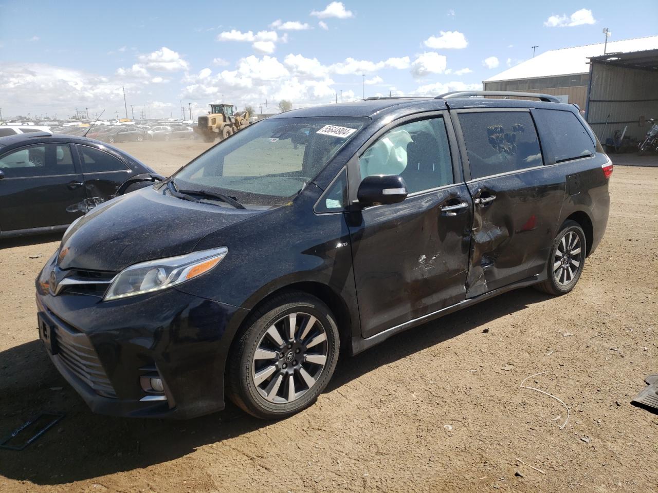 2019 TOYOTA SIENNA XLE