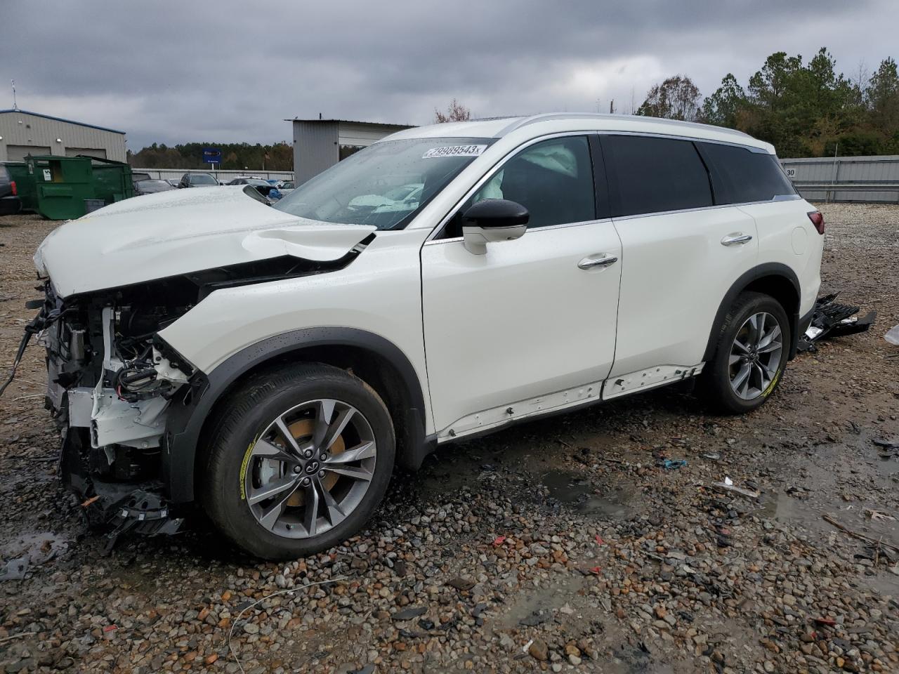 2023 INFINITI QX60 LUXE