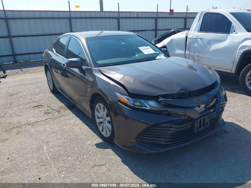 2018 TOYOTA CAMRY LE