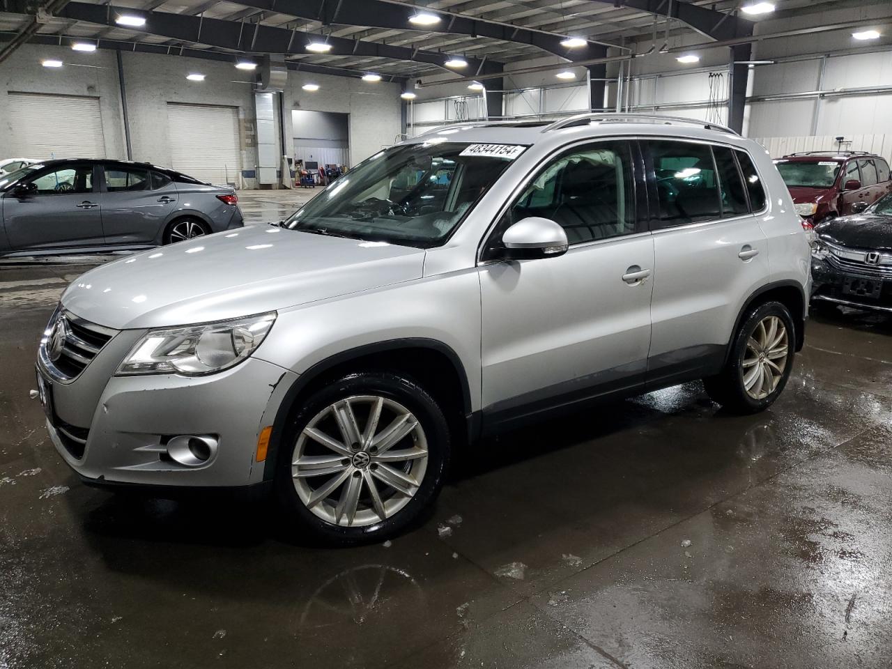 2011 VOLKSWAGEN TIGUAN S