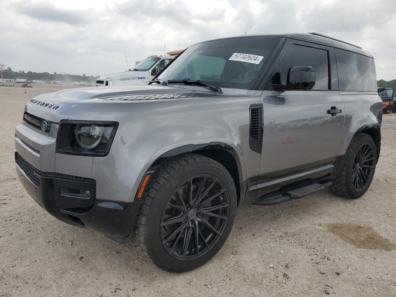 2023 LAND ROVER DEFENDER 90 X-DYNAMIC SE