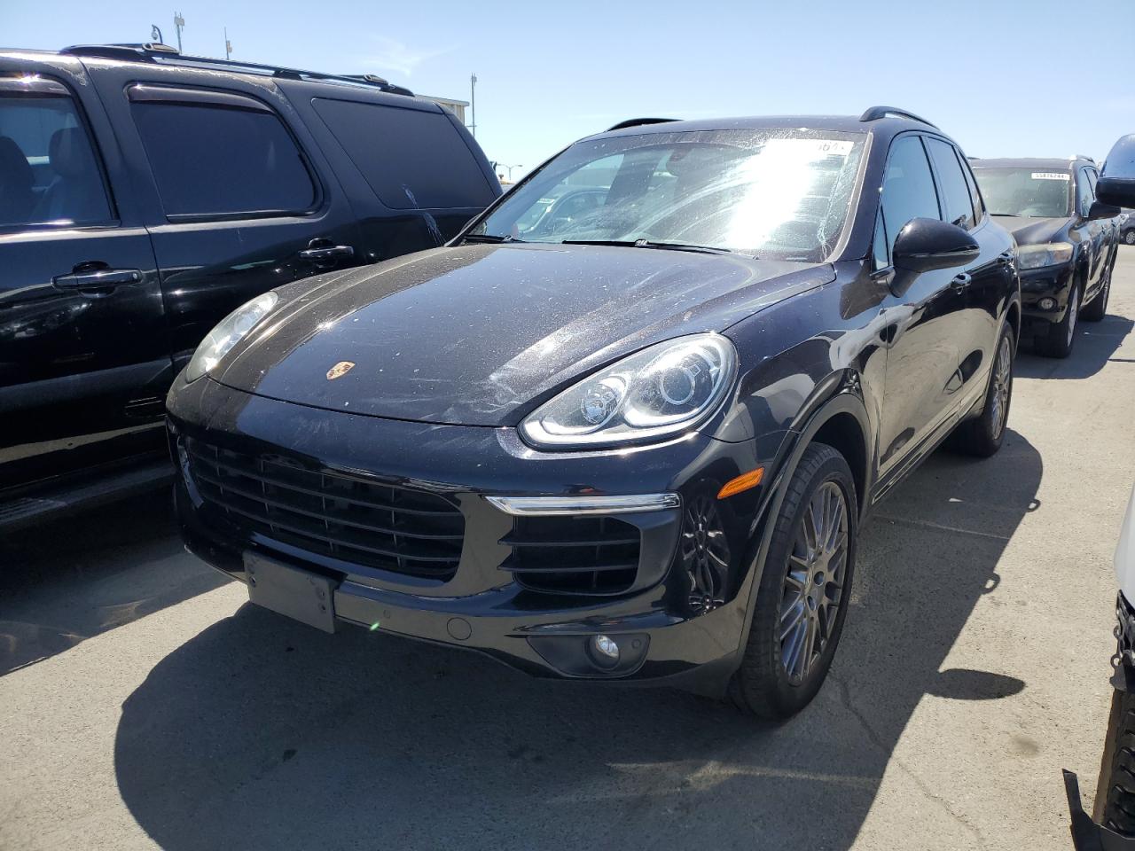 2016 PORSCHE CAYENNE