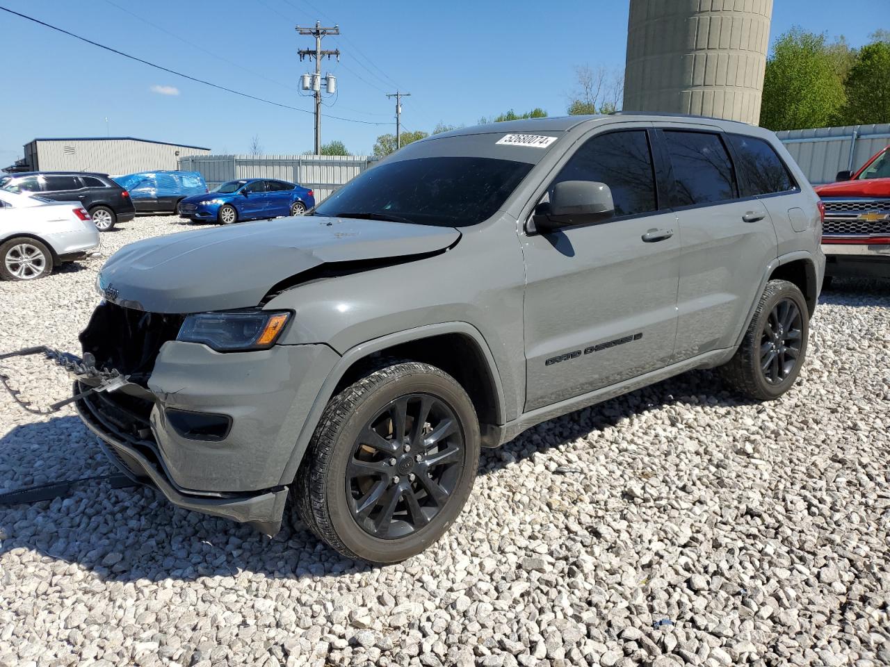 2022 JEEP GRAND CHEROKEE LAREDO E