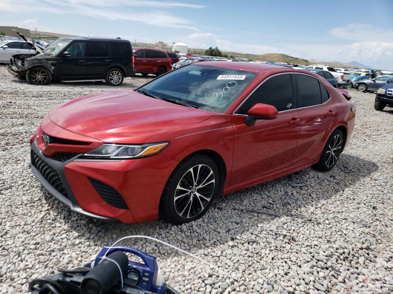 2020 TOYOTA CAMRY SE