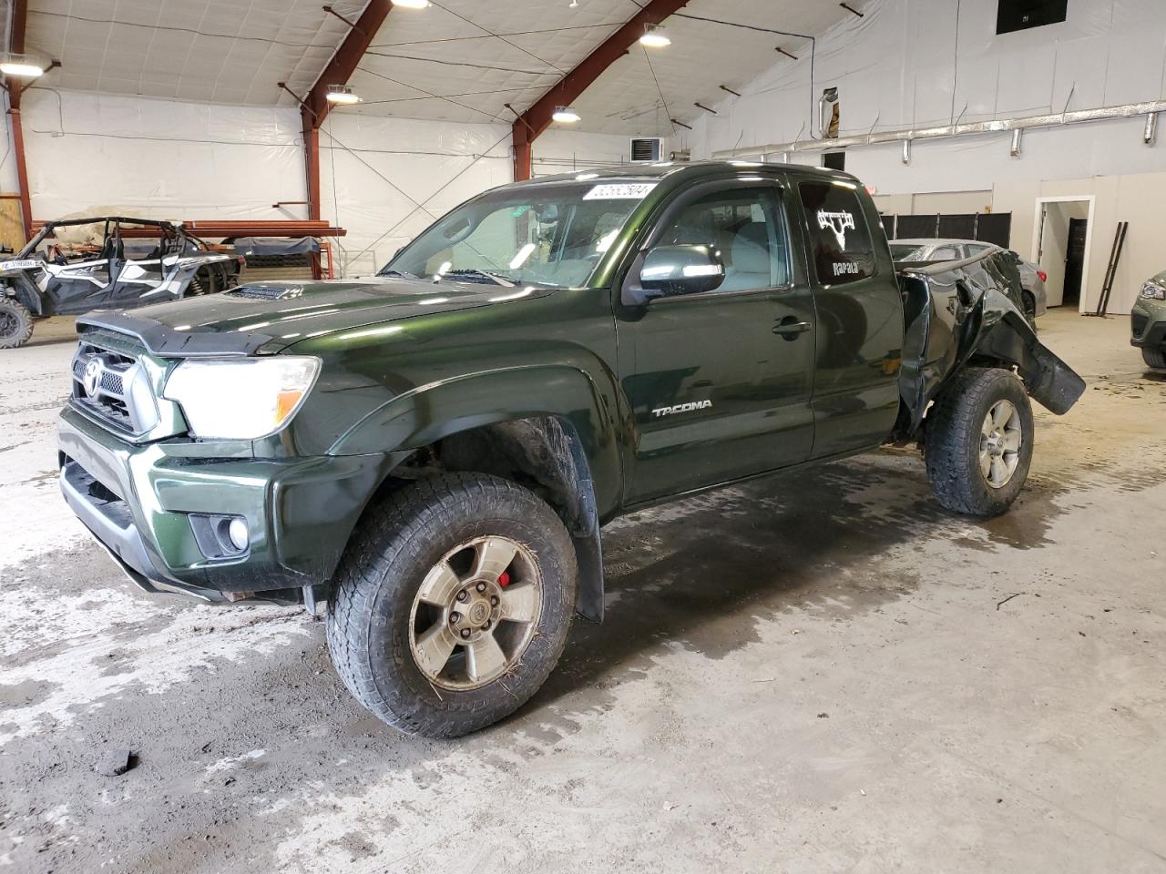 2013 TOYOTA TACOMA