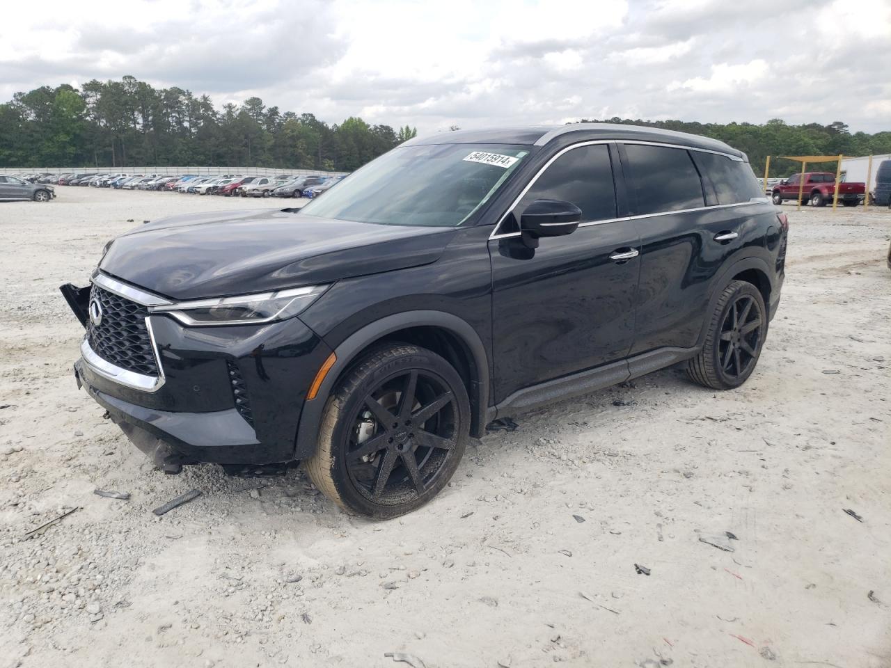 2023 INFINITI QX60 LUXE