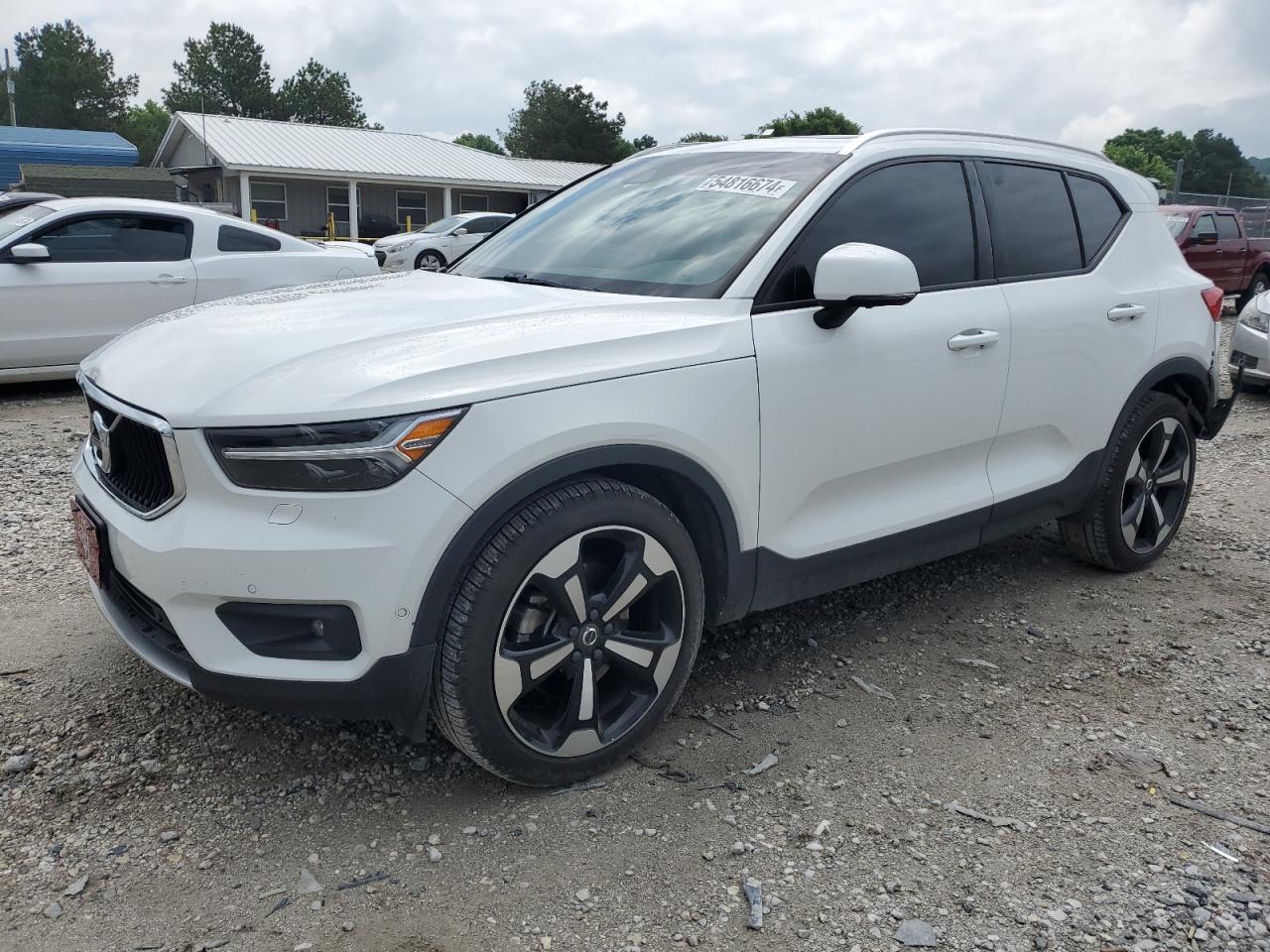 2019 VOLVO XC40 T5 MOMENTUM