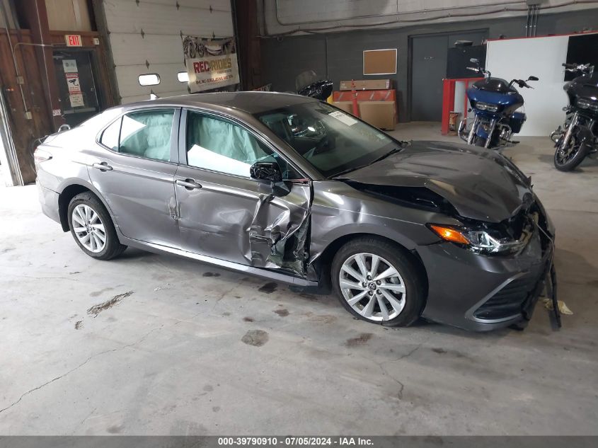 2023 TOYOTA CAMRY LE