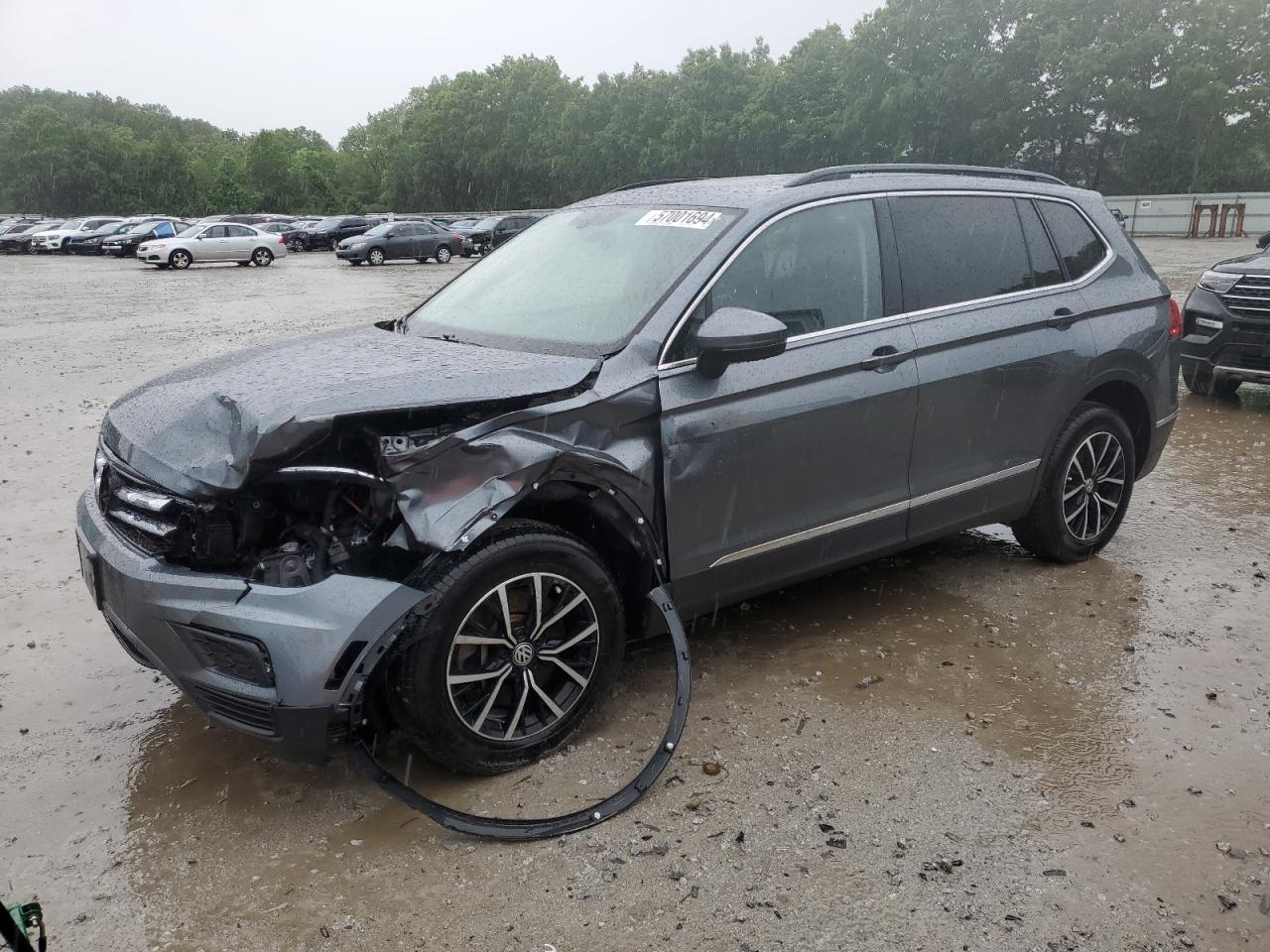 2021 VOLKSWAGEN TIGUAN SE