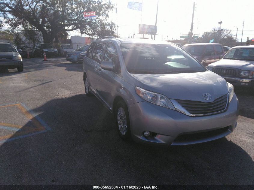 2012 TOYOTA SIENNA XLE V6 8 PASSENGER