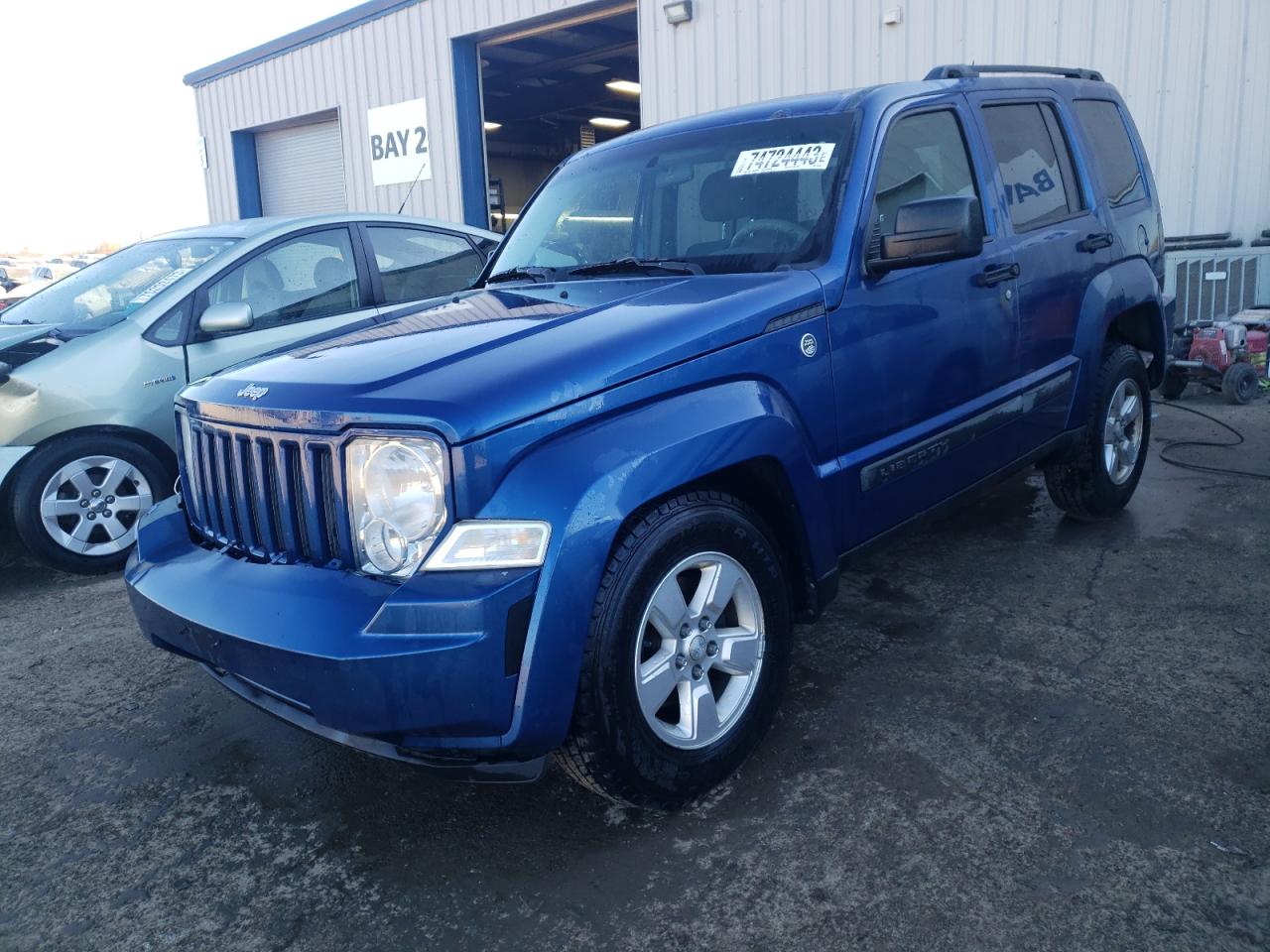 2010 JEEP LIBERTY SPORT