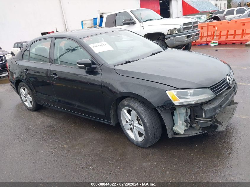 2012 VOLKSWAGEN JETTA 2.0L TDI