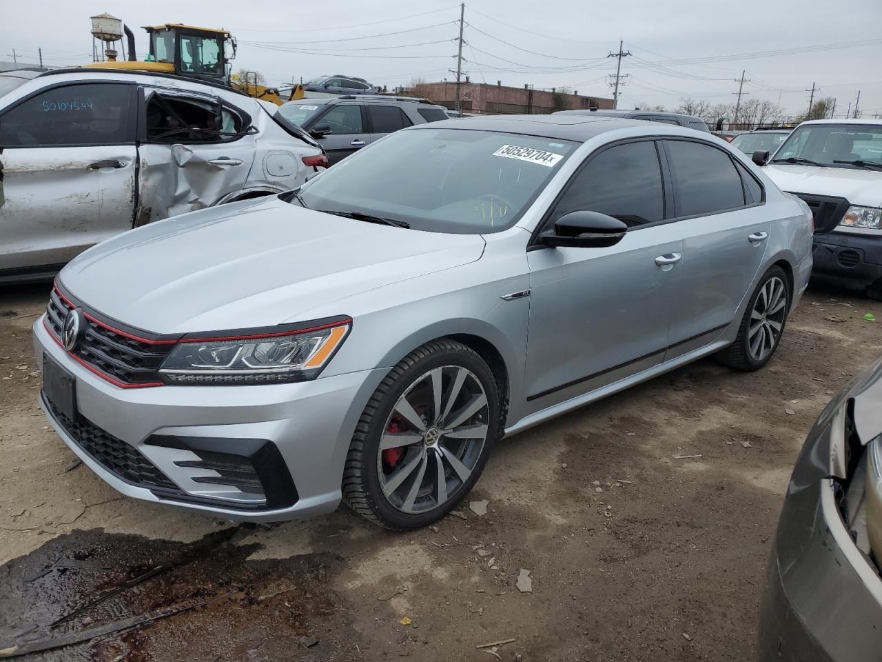 2018 VOLKSWAGEN PASSAT GT