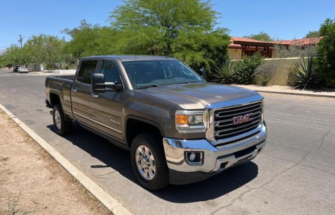 2015 GMC SIERRA K2500 SLT