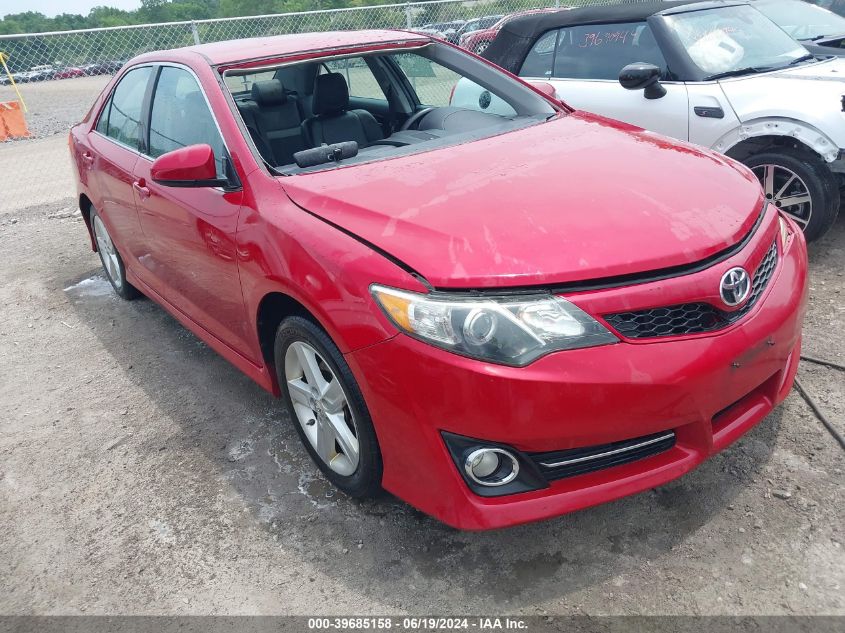 2013 TOYOTA CAMRY SE