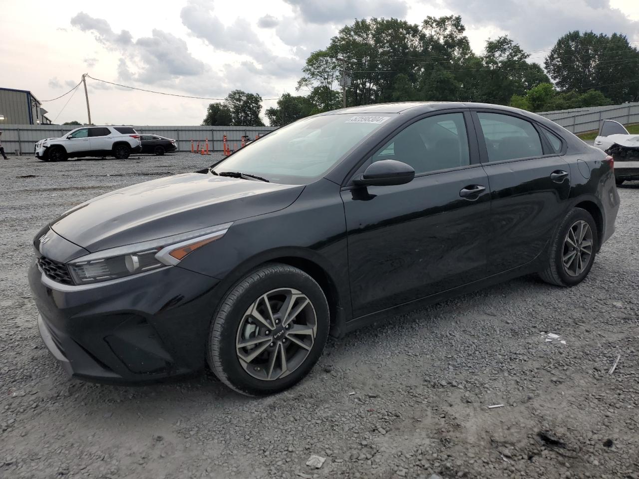 2023 KIA FORTE LX