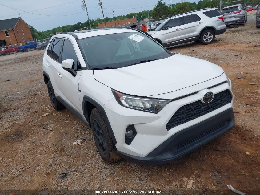 2020 TOYOTA RAV4 XLE