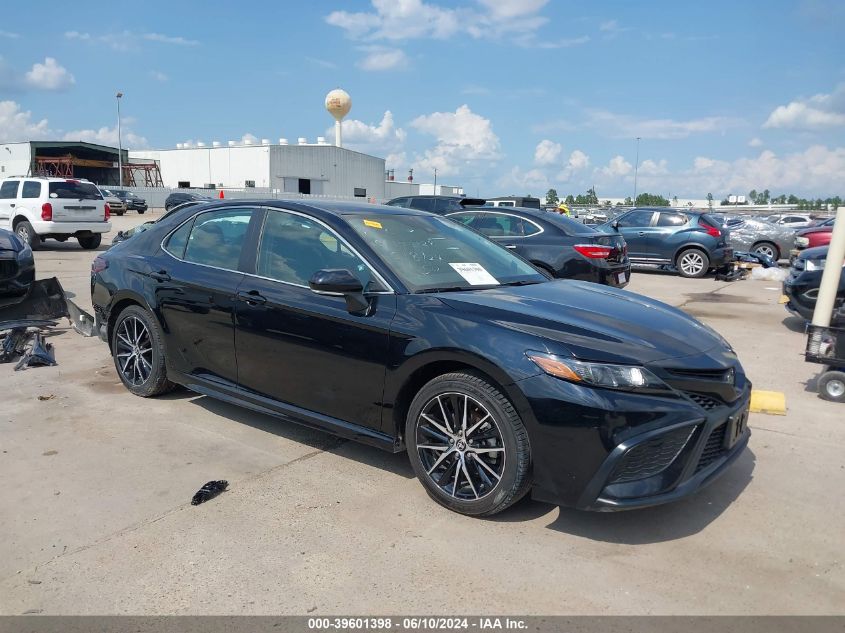 2023 TOYOTA CAMRY SE