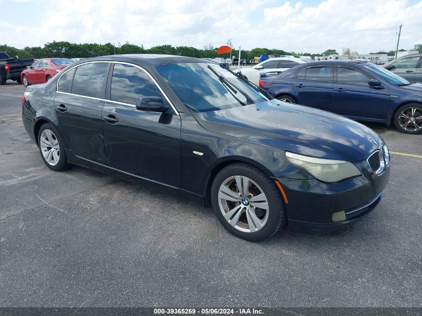 2010 BMW 528I