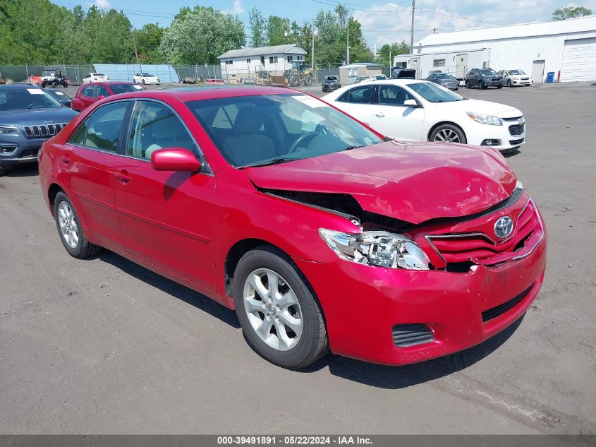 2011 TOYOTA CAMRY LE