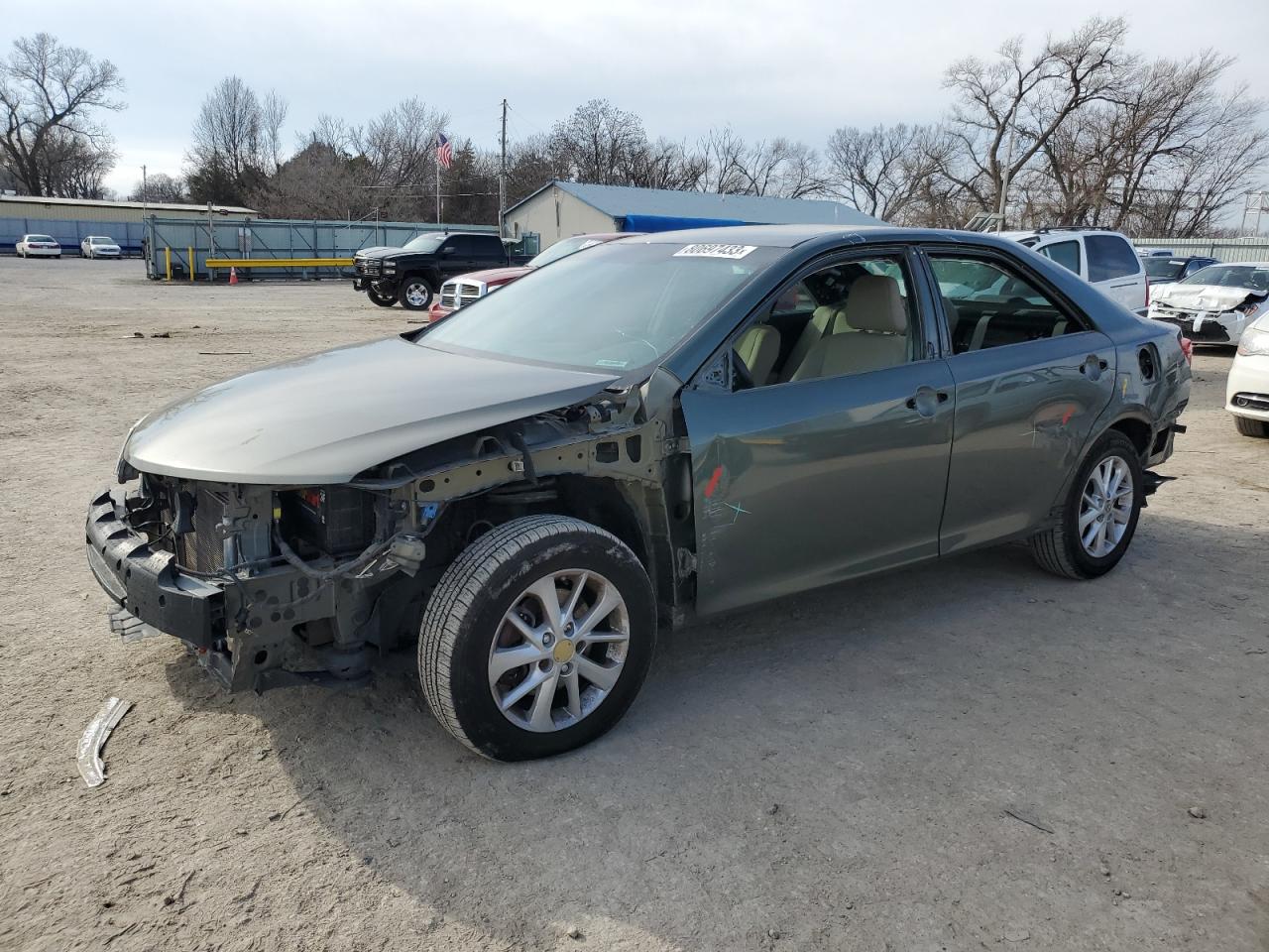 2013 TOYOTA CAMRY L