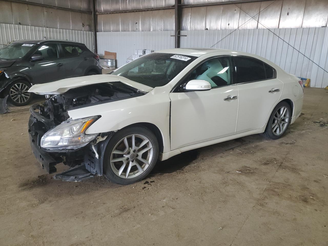 2010 NISSAN MAXIMA S