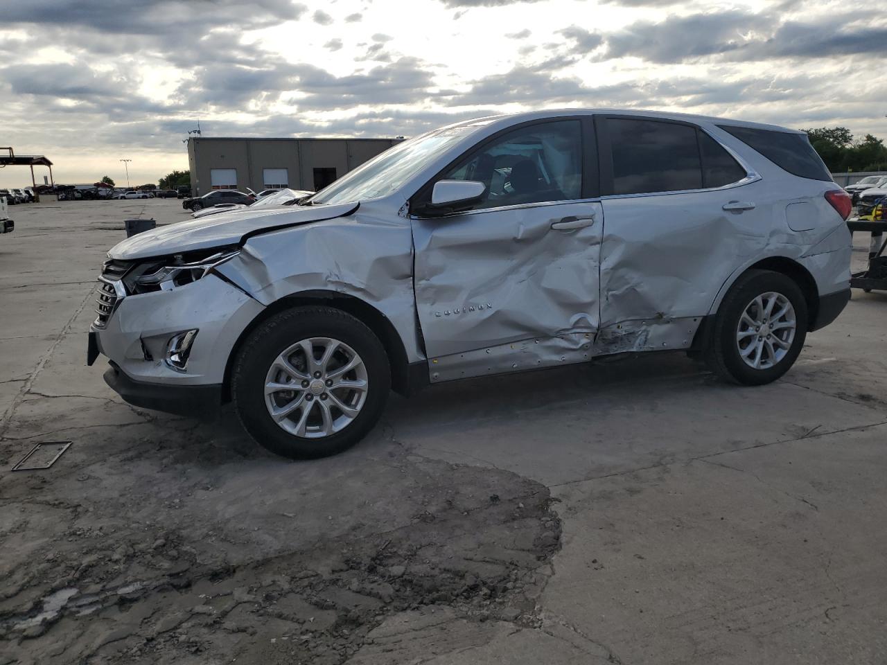 2021 CHEVROLET EQUINOX LT