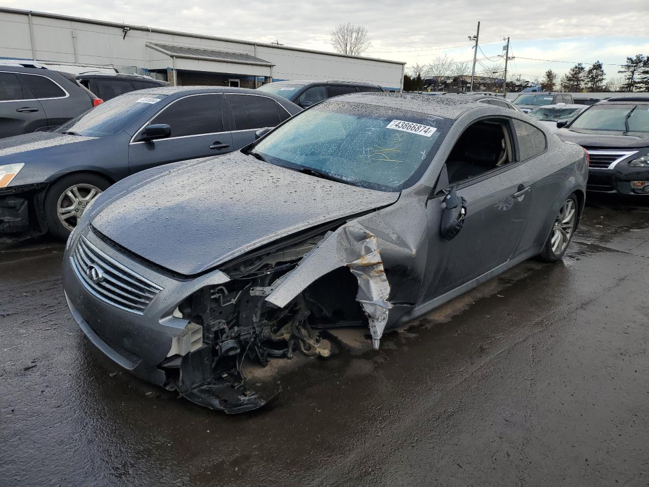 2013 INFINITI G37