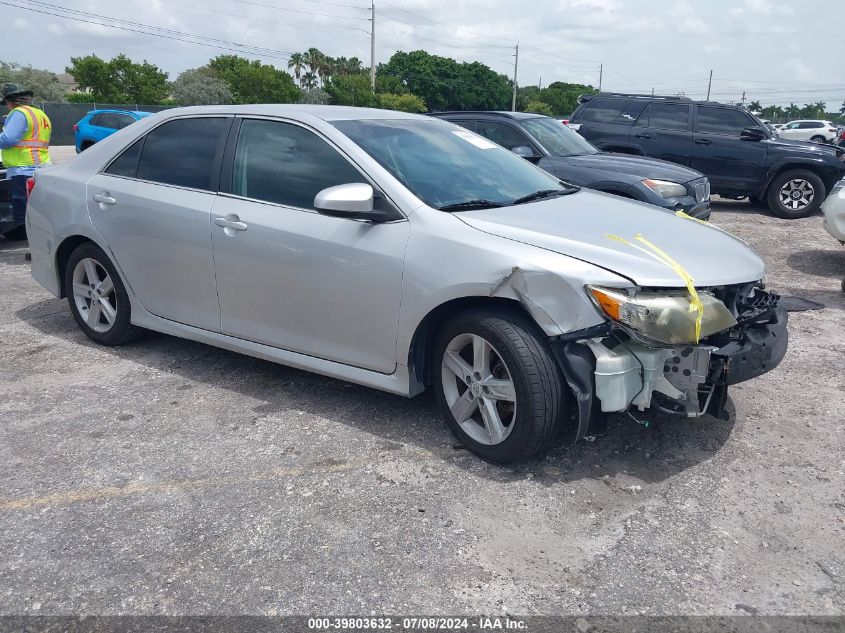 2012 TOYOTA CAMRY SE