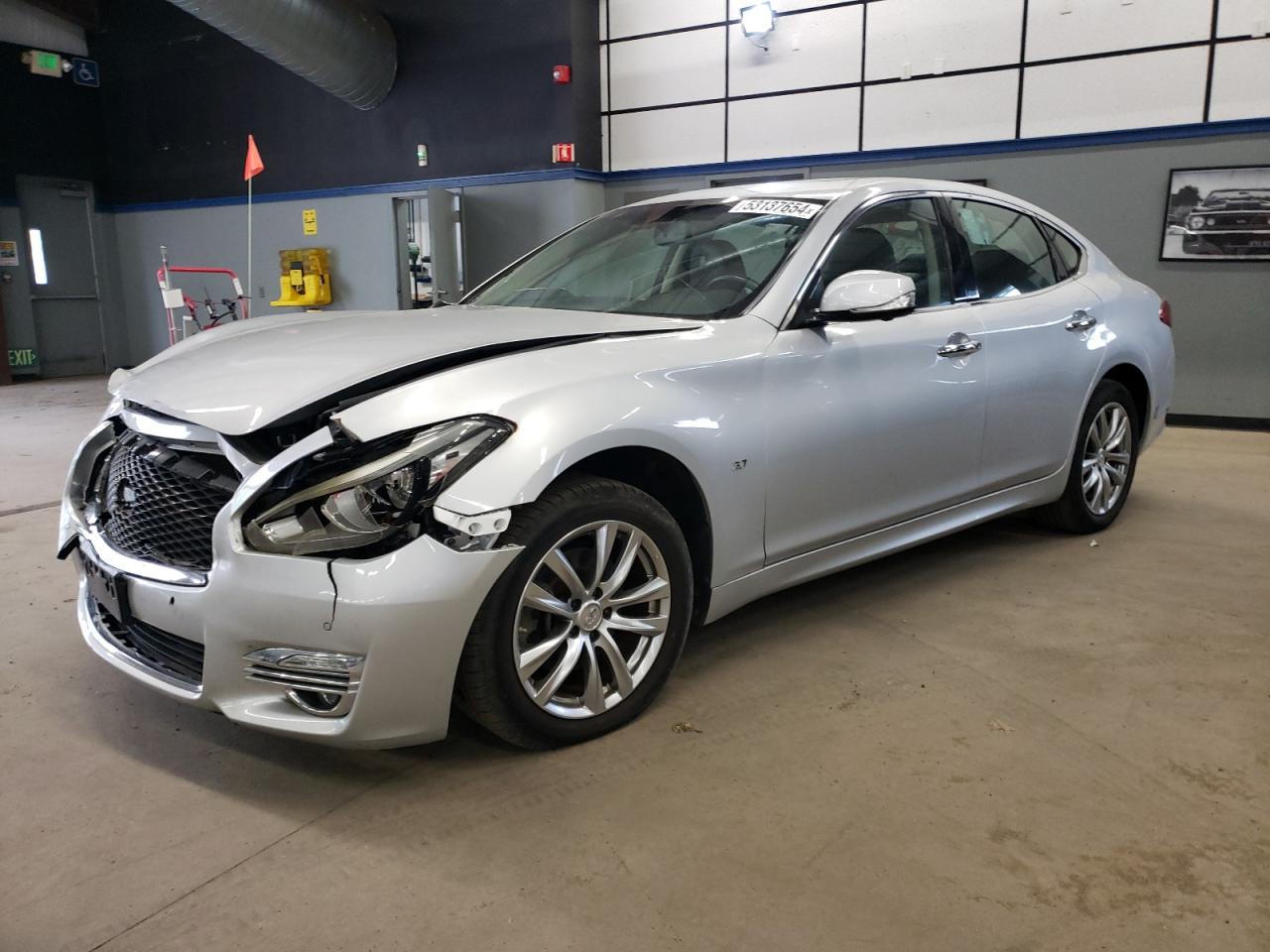 2019 INFINITI Q70 3.7 LUXE