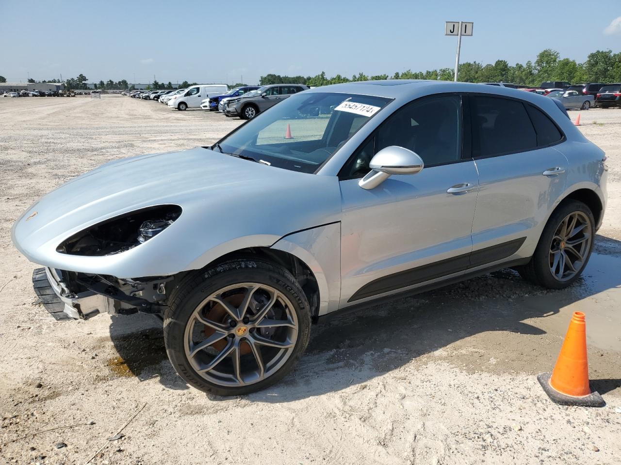 2022 PORSCHE MACAN