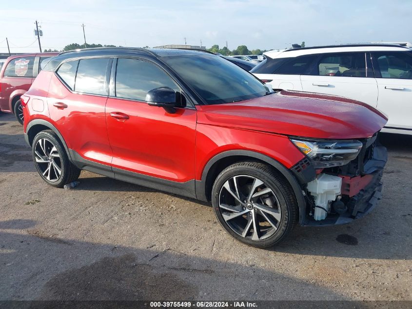 2019 VOLVO XC40 T5 MOMENTUM/T5 R-DESIGN