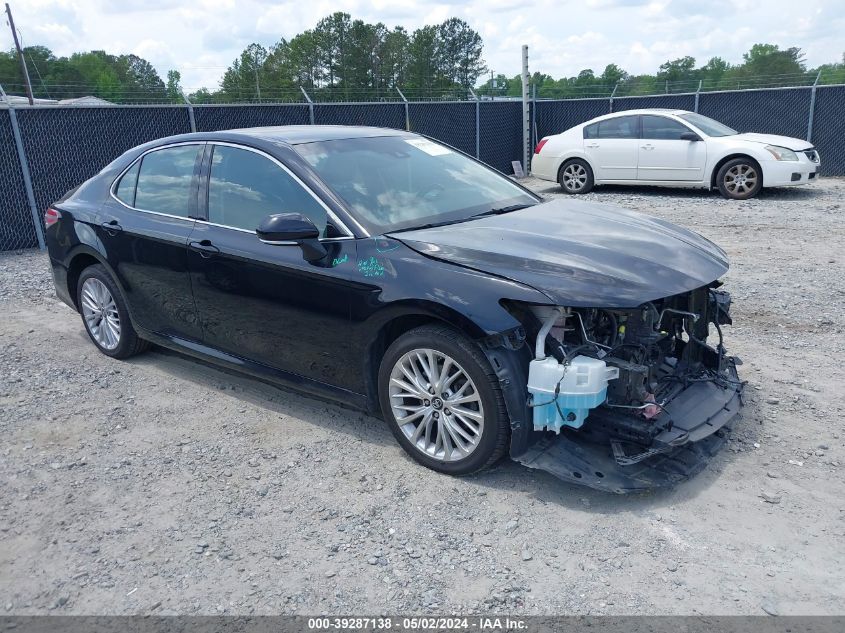 2018 TOYOTA CAMRY XLE