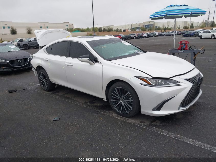 2022 LEXUS ES 300H