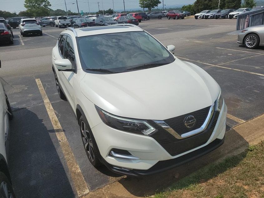 2022 NISSAN ROGUE SPORT SL