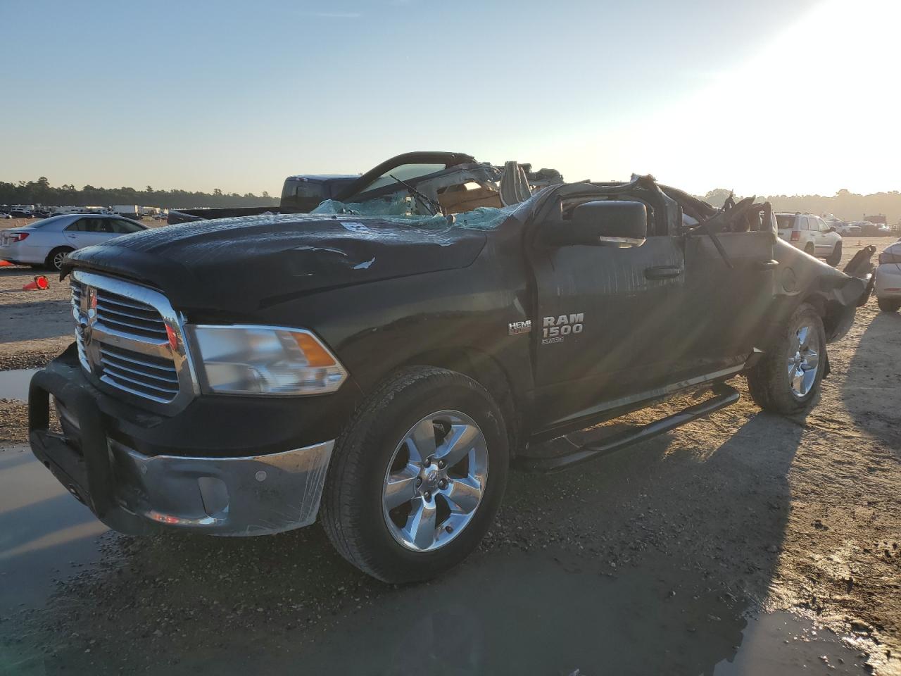 2019 RAM 1500 CLASSIC SLT