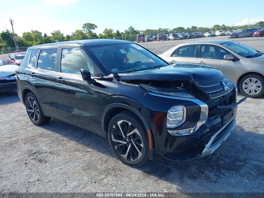 2022 MITSUBISHI OUTLANDER SE/BLACK EDITION