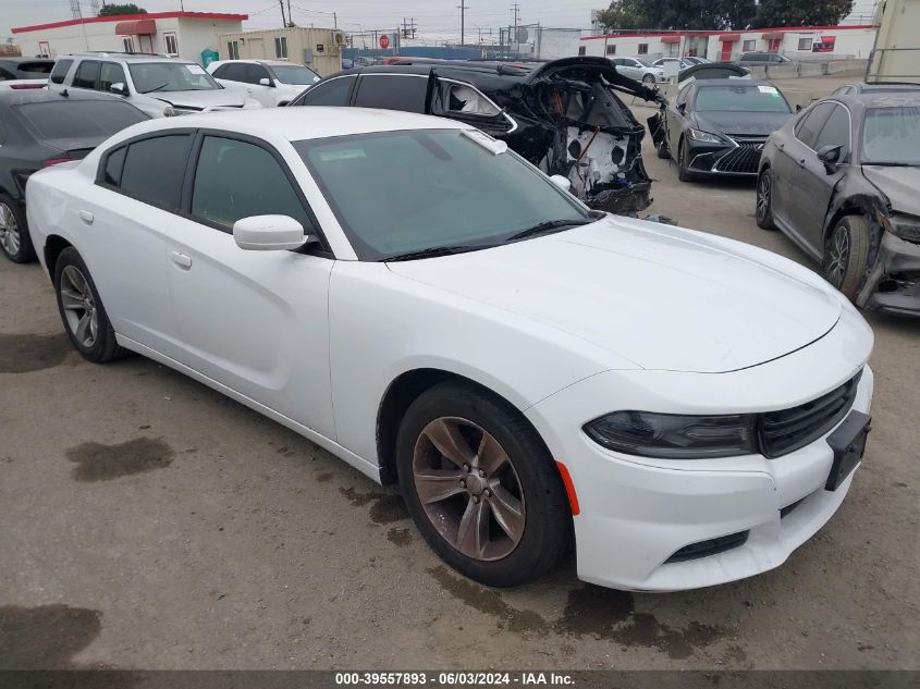 2017 DODGE CHARGER SXT RWD