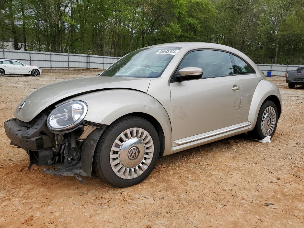 2016 VOLKSWAGEN BEETLE SE