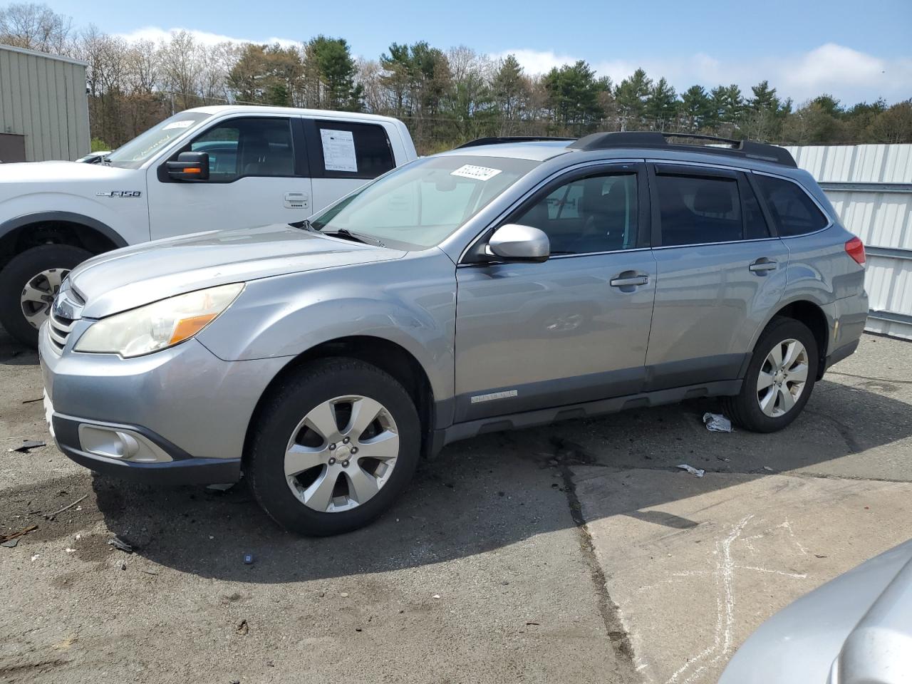 2011 SUBARU OUTBACK 2.5I LIMITED