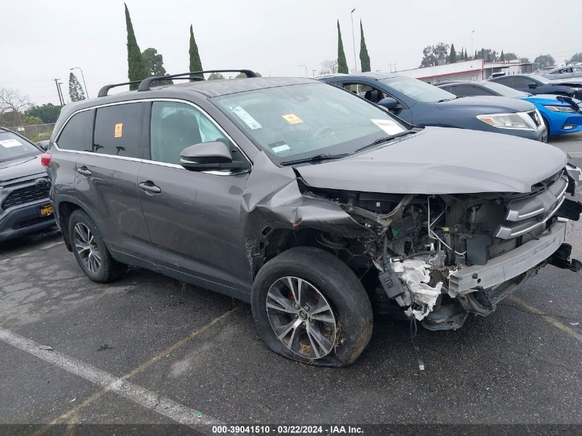 2019 TOYOTA HIGHLANDER LE