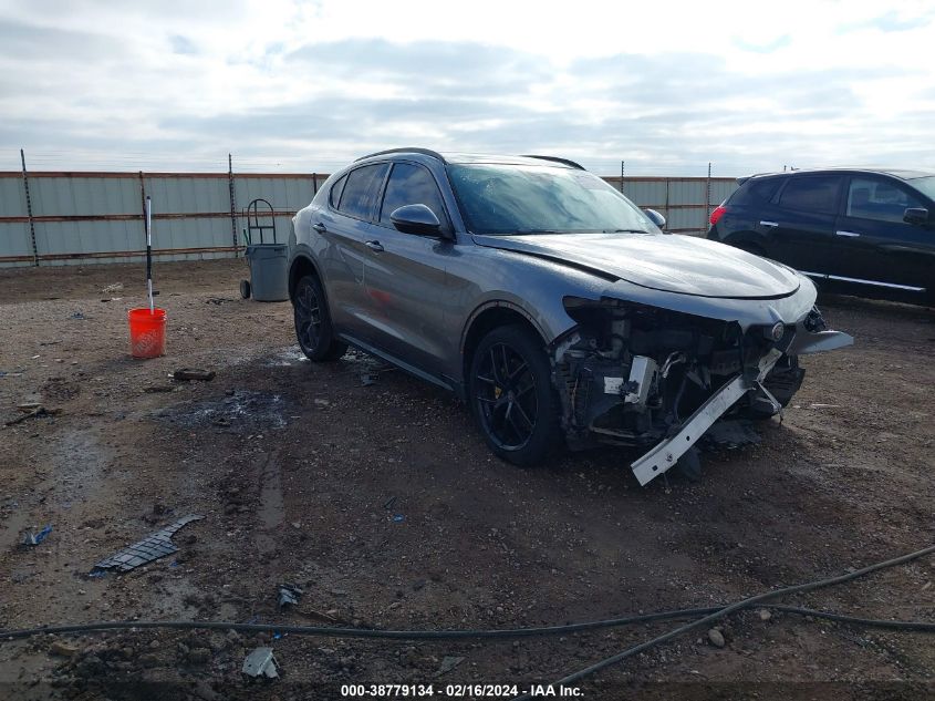 2018 ALFA ROMEO STELVIO SPORT AWD