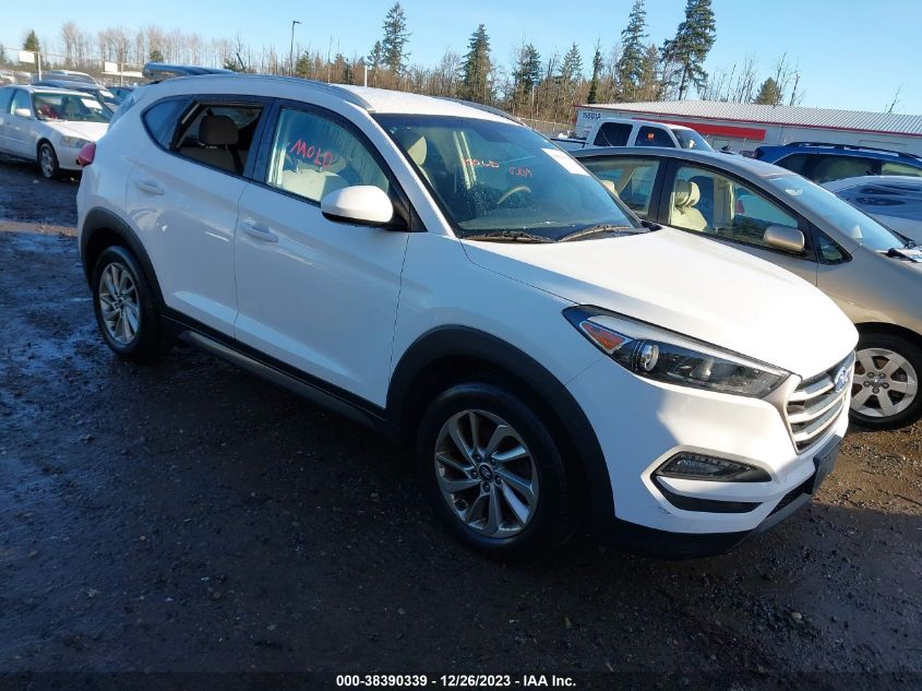 2016 HYUNDAI TUCSON SE