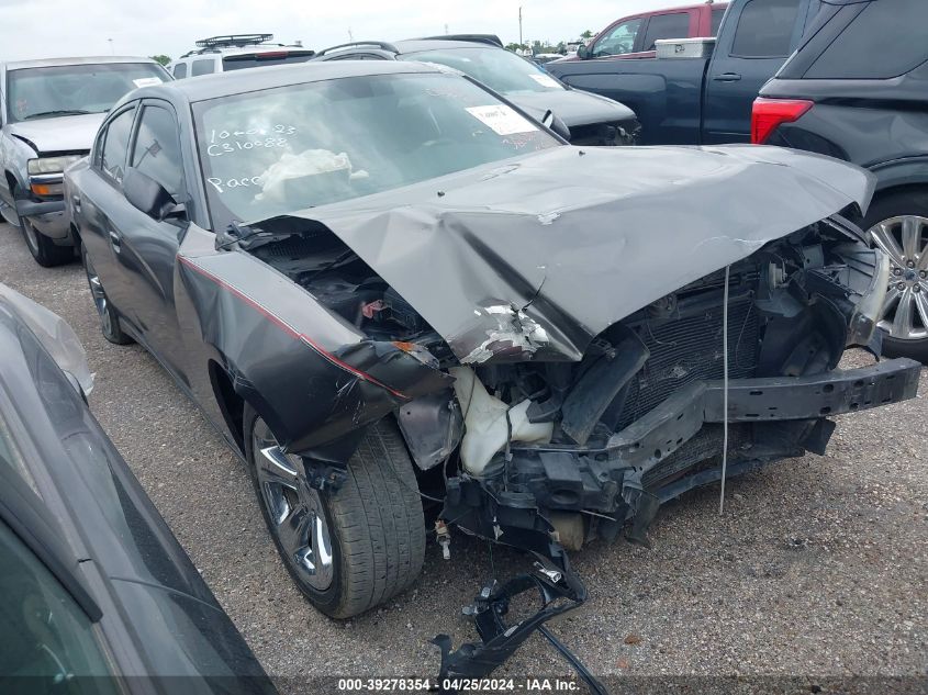 2013 DODGE CHARGER SE