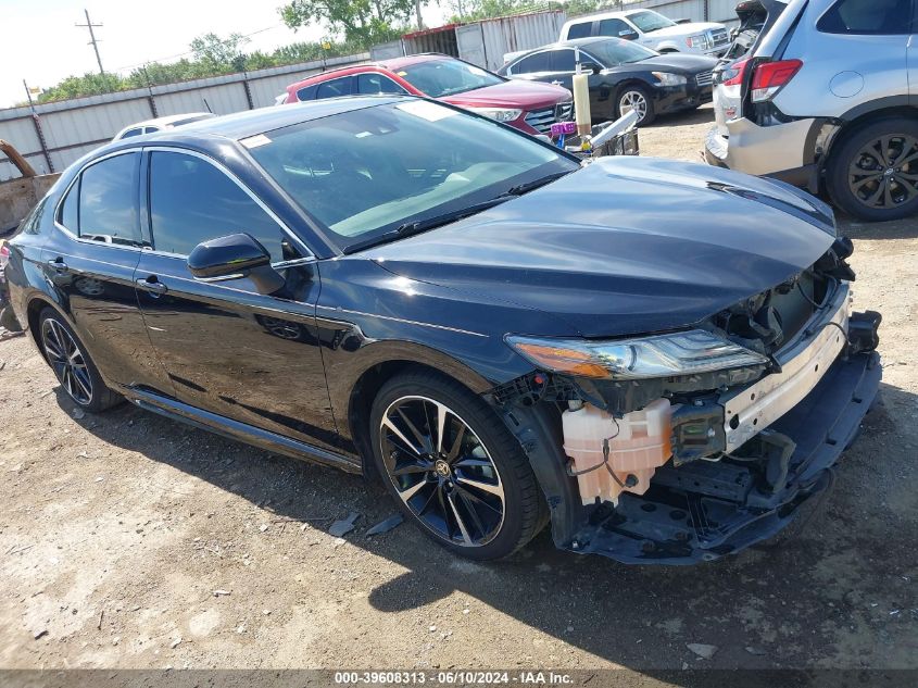 2019 TOYOTA CAMRY XSE