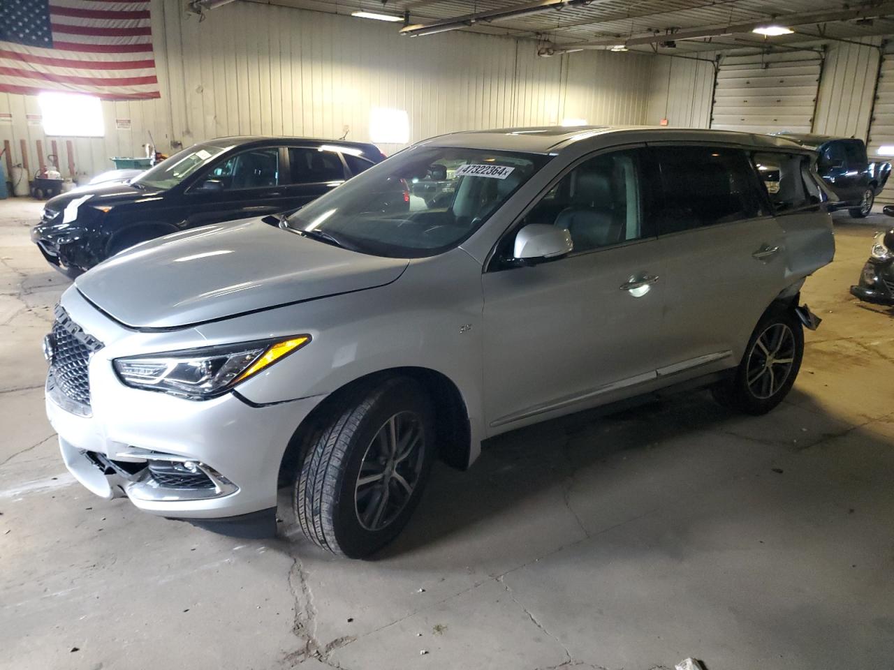 2019 INFINITI QX60 LUXE