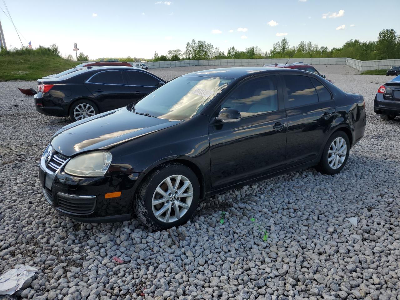 2010 VOLKSWAGEN JETTA LIMITED