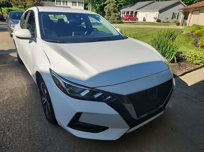 2022 NISSAN SENTRA SV